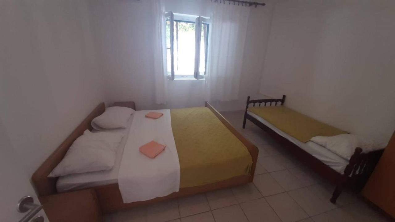 Apartmani Ivica Martic ดูเช ภายนอก รูปภาพ